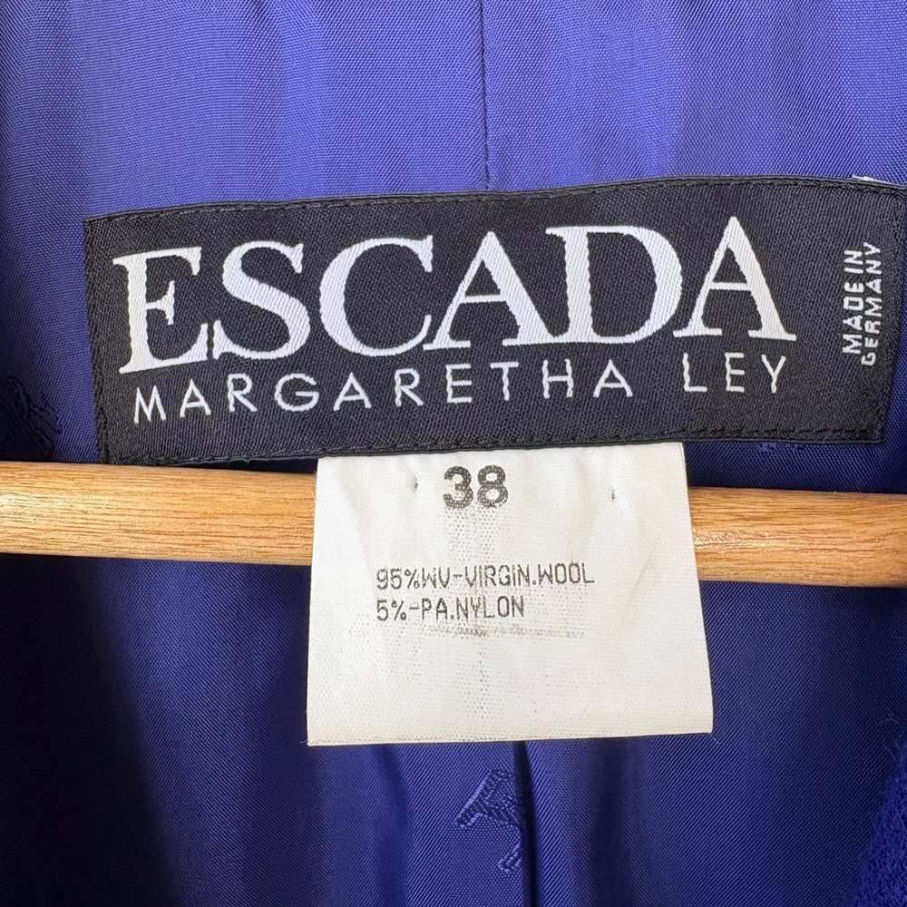 Vintage Escada Holiday Sparkle Blazer - Picture 7 of 16